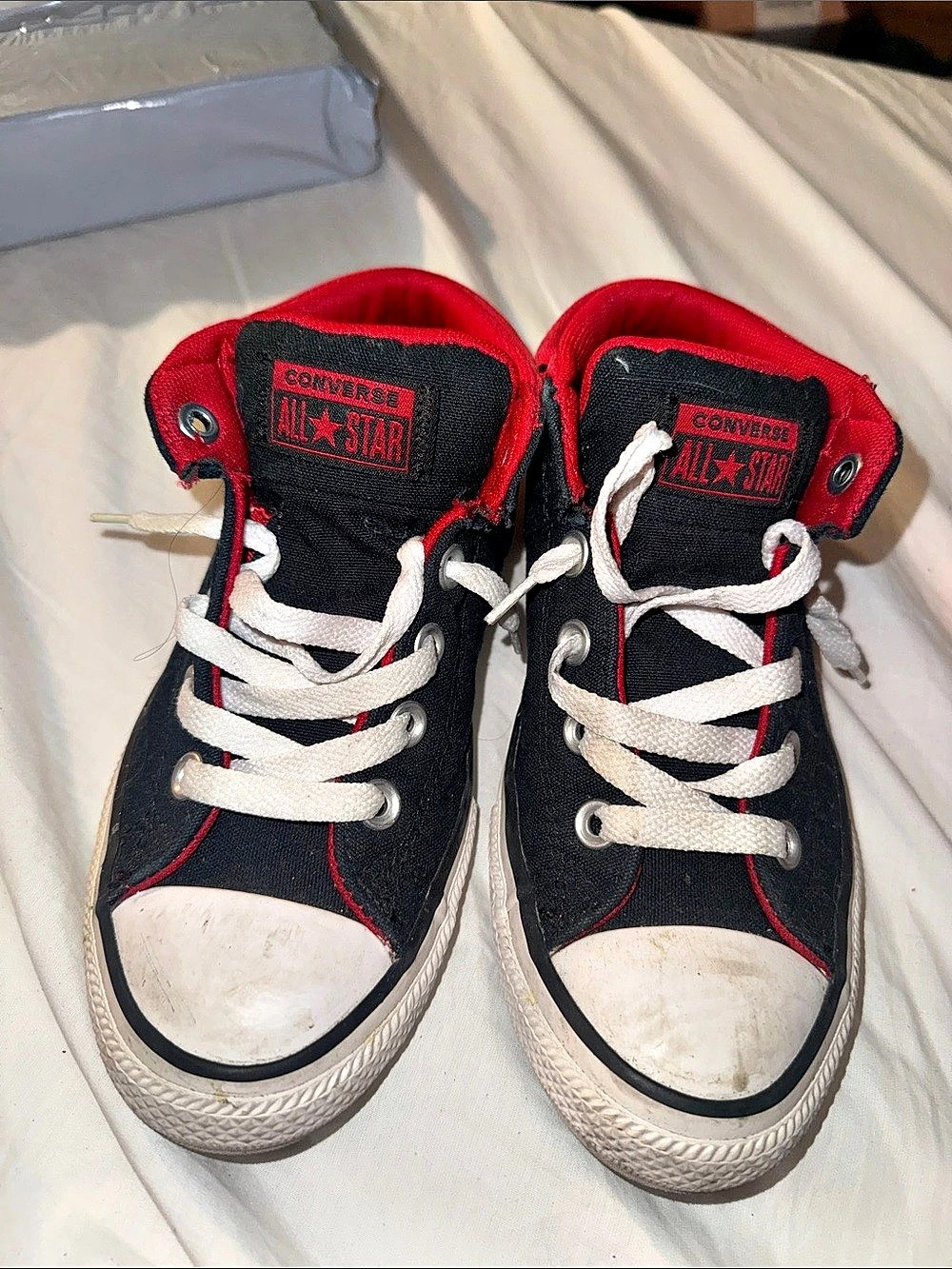 Converse Chuck Taylor All Star Street Mid Black/Red Street Mid Sneakers Black &